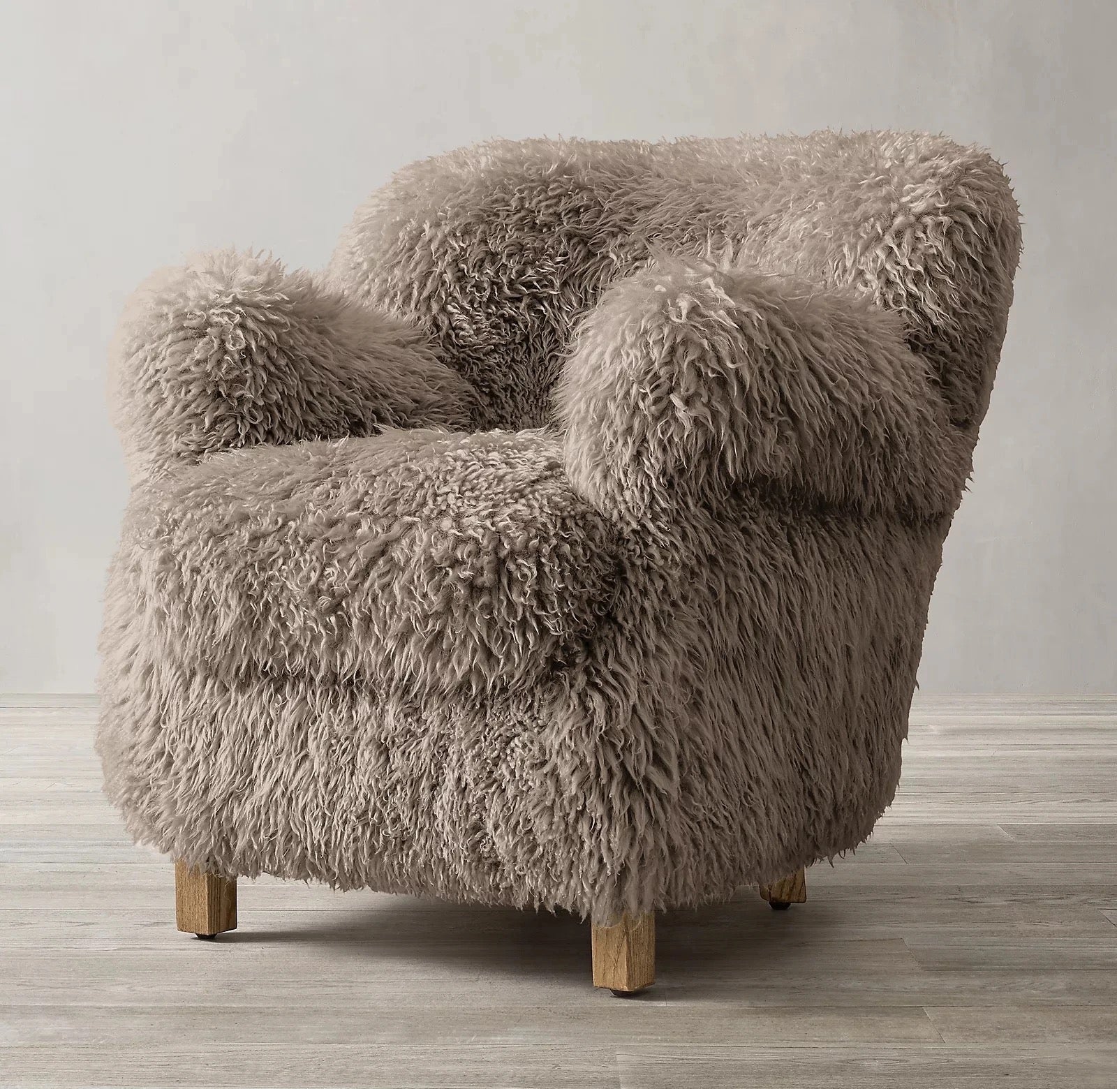 Oakwood Fluffy Single Sofa