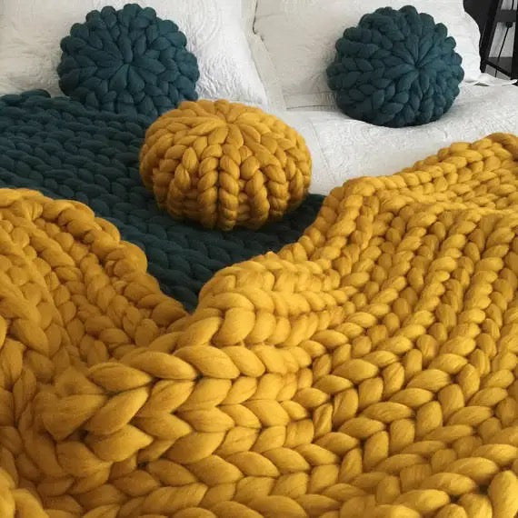 Chunky Knit Throw Blanket