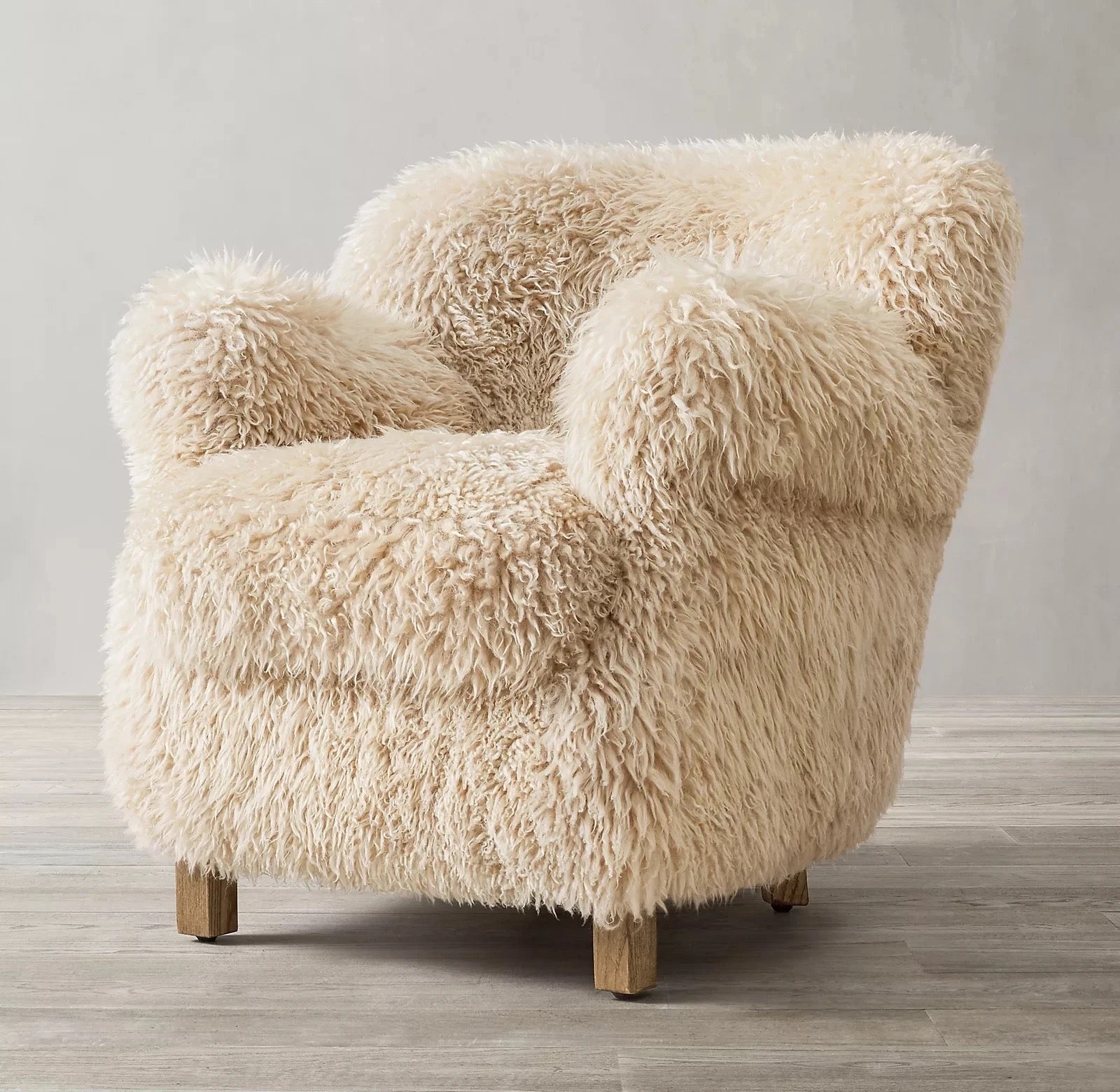 Oakwood Fluffy Single Sofa