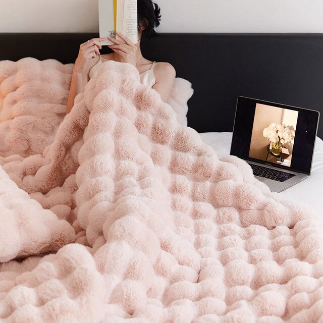 High-end Tuscan Imitation Fur Blanket for Winter Warm Blankets for